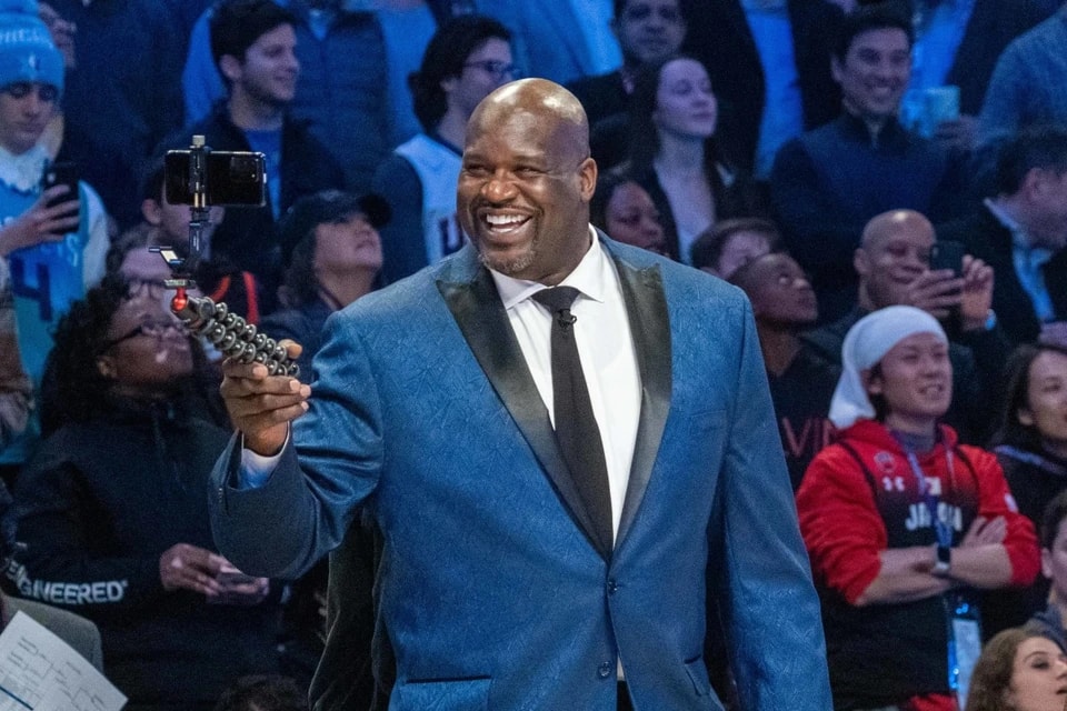 年随湖人队, 发生冲突, 次全NBA