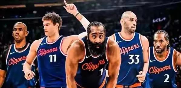 船队引援中, 冠的时刻以 船队引援中, 冠的时刻以