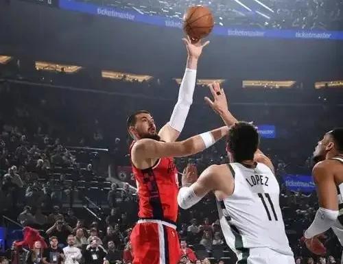 始走向瓦解, 携手哈登与 始走向瓦解, 携手哈登与